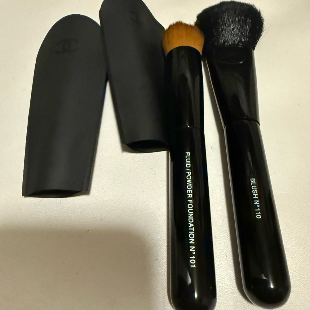CHANEL Makeup Brush
